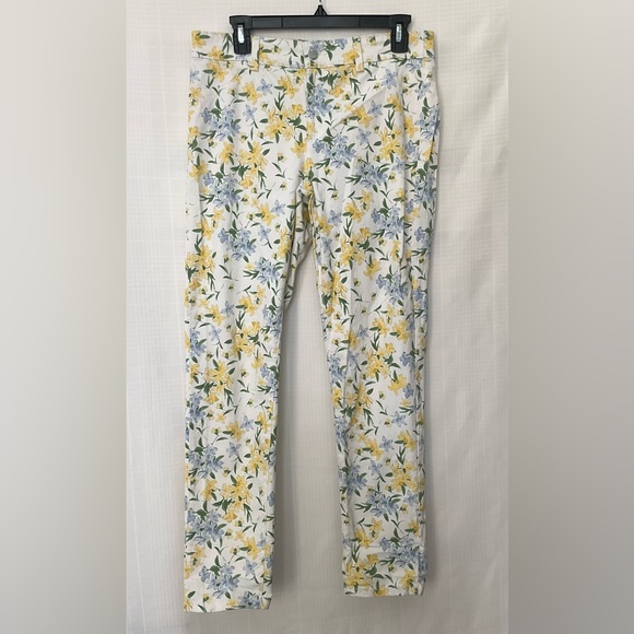 Calvin Klein Denim - Calvin Klein Women's Straight Leg Jeans with floral pattern